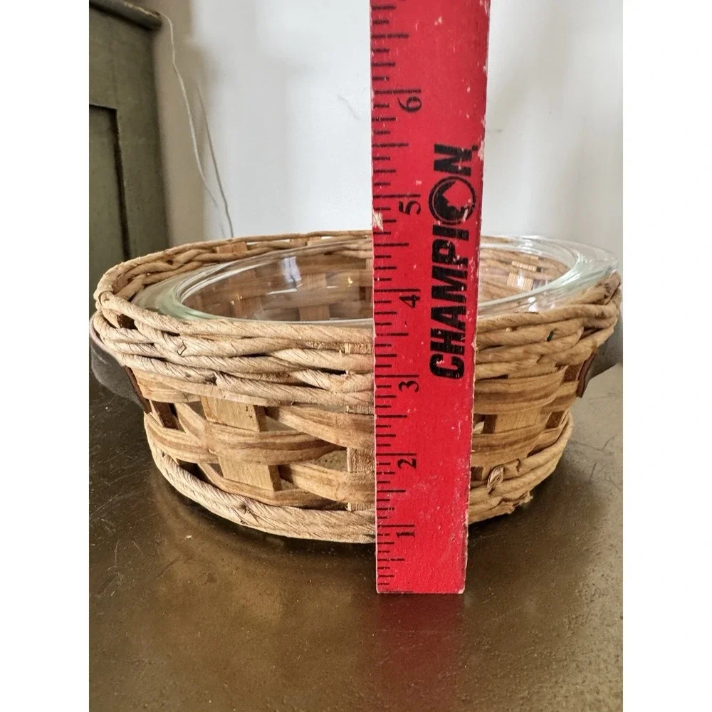 Vintage Pyrex Casserole Carrier Round  Basket Brown Handle Sturdy Potluck Dish